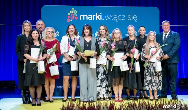 Gala Edukacji Narodowej w Markach - 58 nauczycieli z mareckich szkół uzyskało awans na wyższe stopnie zawodowe