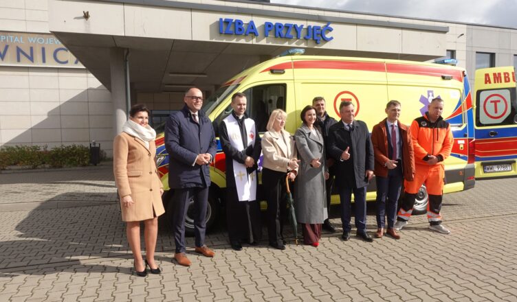 Nowy ambulans dla Mazowieckiego Szpitala Wojewódzkiego w Drewnicy