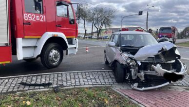 Kolizja na DK 62 w Szadkach. Jedna osoba poszkodowana.