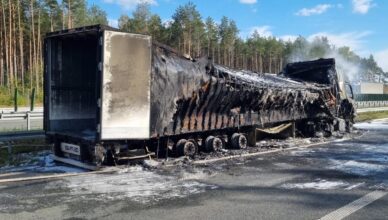 Pożar ciężarówki na S61