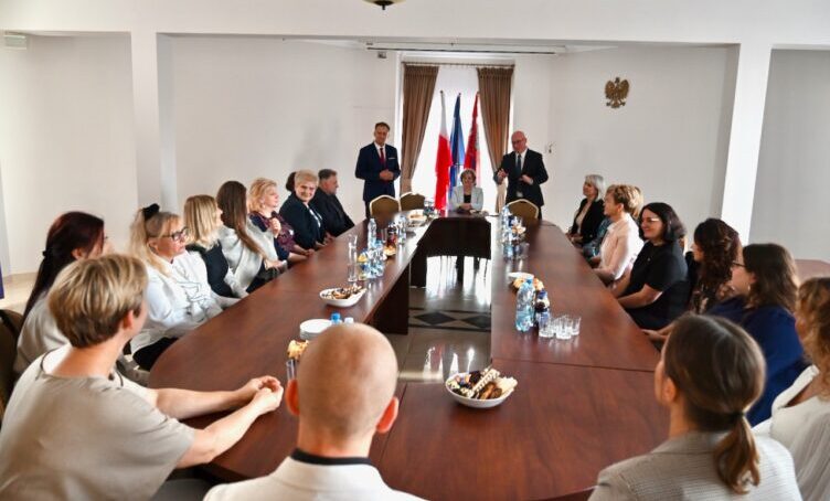 Dzień Edukacji Narodowej w Urzędzie Miejskim w Tłuszczu