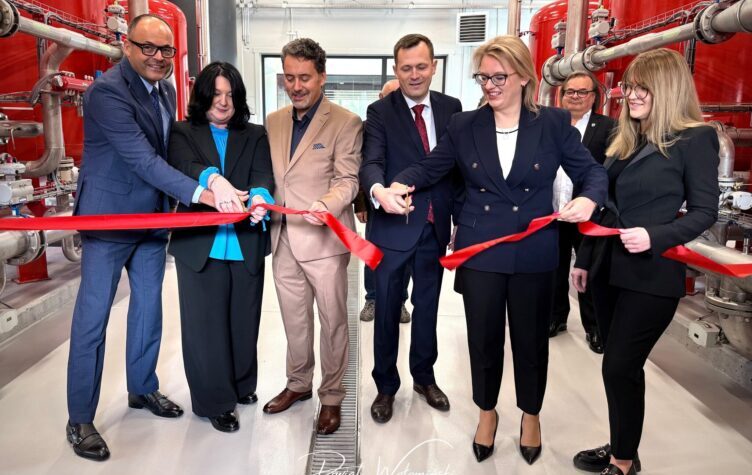 Nowa stacja uzdatniania wody w Kobyłce już działa