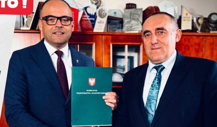 Nowe boisko, większe możliwości – podpisano umowę na modernizację obiektu