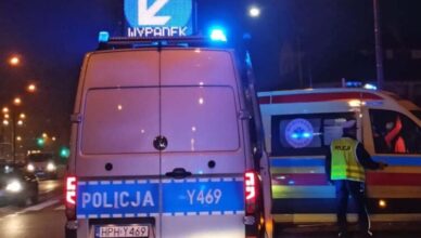 Agresywny pacjent zaatakował ratownika medycznego – został zatrzymany przez policję