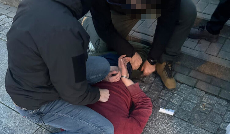 Błyskawiczne działanie policjantów - dwoje zatrzymanych do zabójstwa