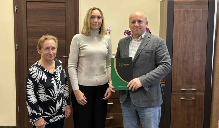 Trzyletnia współpraca z lokalnym bankiem