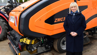 Nowa uliczna zamiatarka w Ząbkach