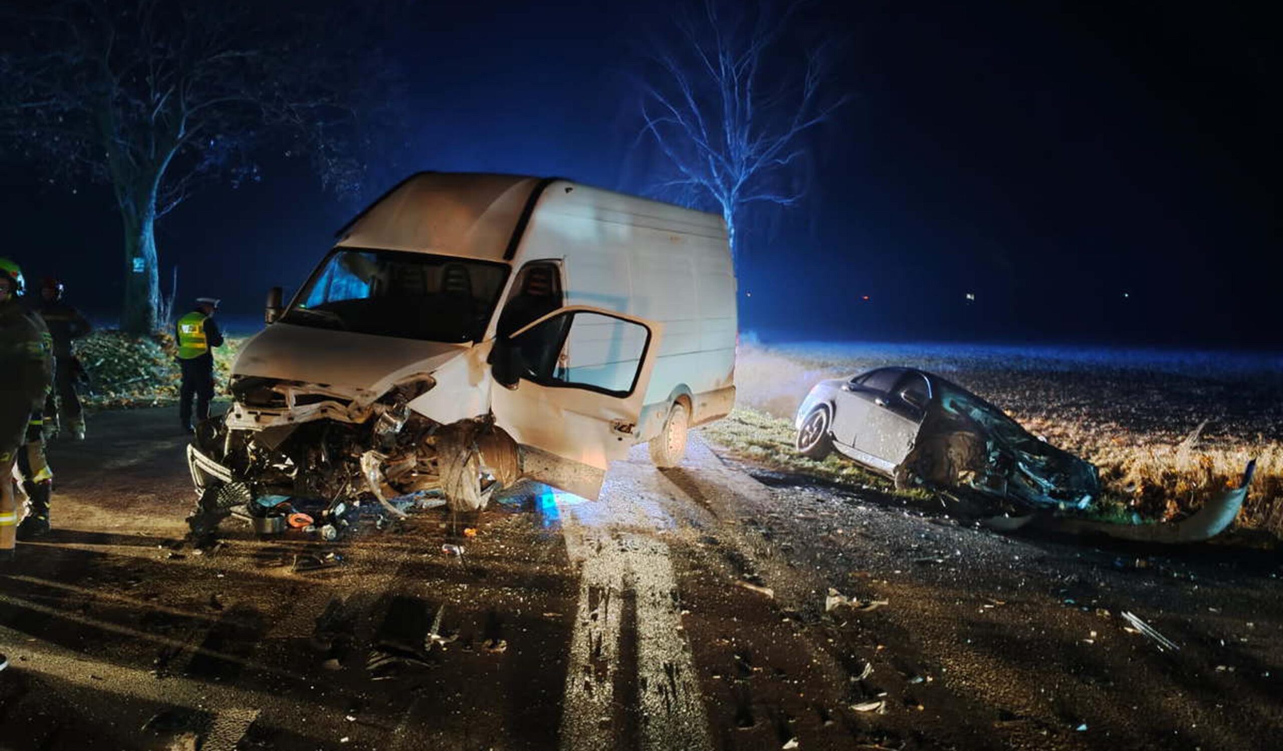 Wypadek w Długołęce, dwie osoby ranne