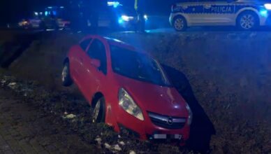 Pościg za sprawcą kradzieży pojazdu. Obywatel Ukrainy zatrzymany