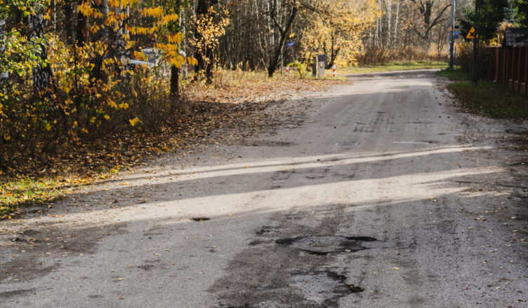 Zielonka - Ruszają przygotowania do modernizacji ul. Wrzosowej