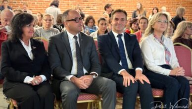 Wspólna odpowiedzialność za młodych – o zdrowiu psychicznym dzieci i młodzieży w Powiecie Wołomińskim