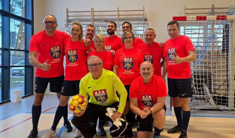 Samorządowcy z Powiatu Wołomińskiego zagrali dla Jasia