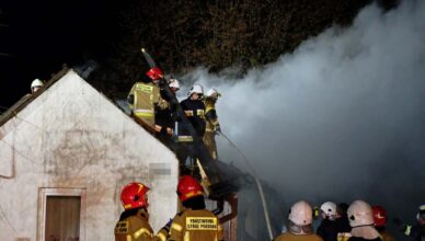 Ogień w domach, dramat w rodzinach. Policjanci apelują o ostrożność w czasie sezonu grzewczego