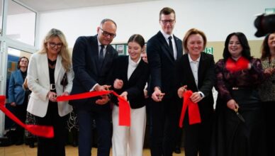 Innowacyjny krok w edukacji zawodowej: w Tłuszczu otwarto wyjątkową pracownię kolejową