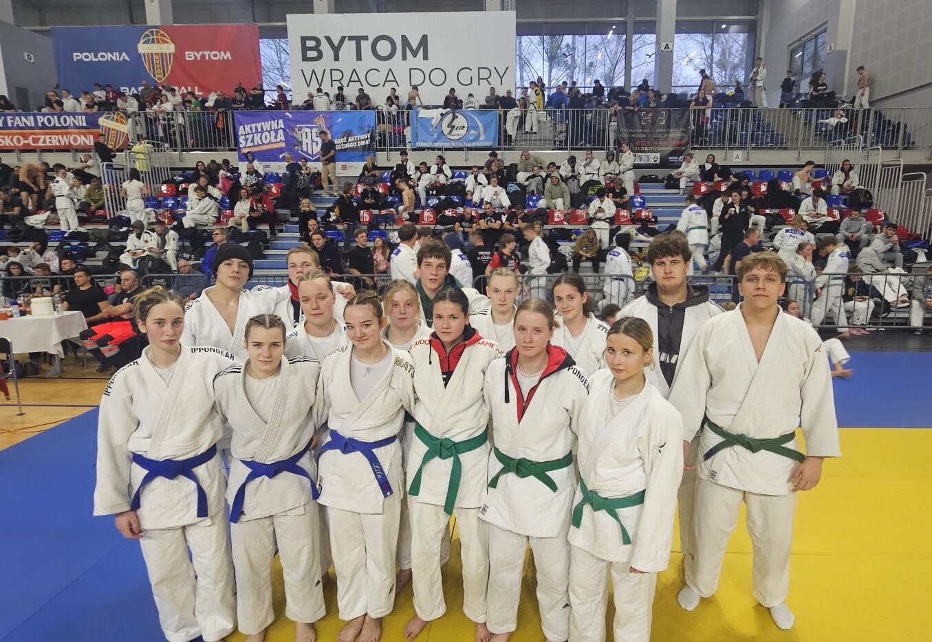 Sukcesy judoków UKS "SameJudo" na otwartym Pucharze Polski Juniorów i Kadetów w Bytomiu