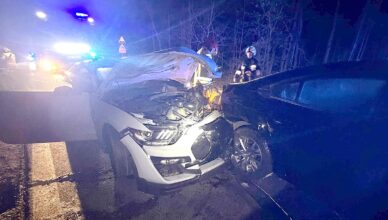 Zderzenie trzech samochodów osobowych