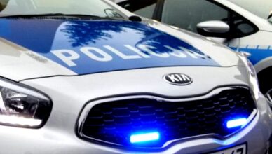 22-latek na motocyklu bez tablic zatrzymany po pościgu. Nie miał uprawnień, ale miał narkotyki