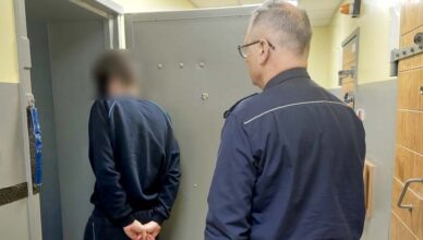 18-latek aresztowany za usiłowanie zabójstwa taksówkarza