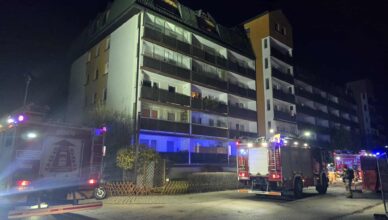 Pożar w Ząbkach: Szybka reakcja służb ratunkowych, zapobiegła tragedii