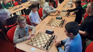 Szachowe emocje w Wołominie - Młodzi zawodnicy walczyli o Puchar Dyrektora MDK