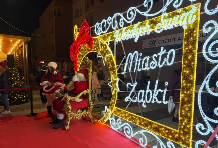 Ząbki - Rozświetlenie choinki i kiermasz świąteczny