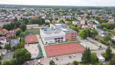 Marki - Remont szkolnych boisk i placów zabaw