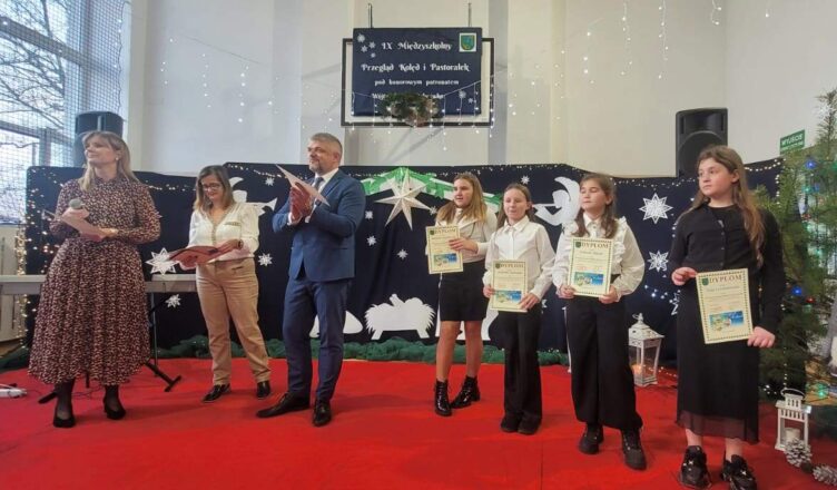 Dąbrówka - IX Międzyszkolny Przegląd Kolęd i Pastorałek w Józefowie