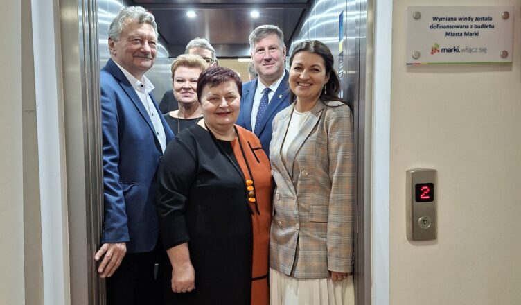 Nowa winda w przychodni Esculap – modernizacja sfinansowana ze środków gminnych