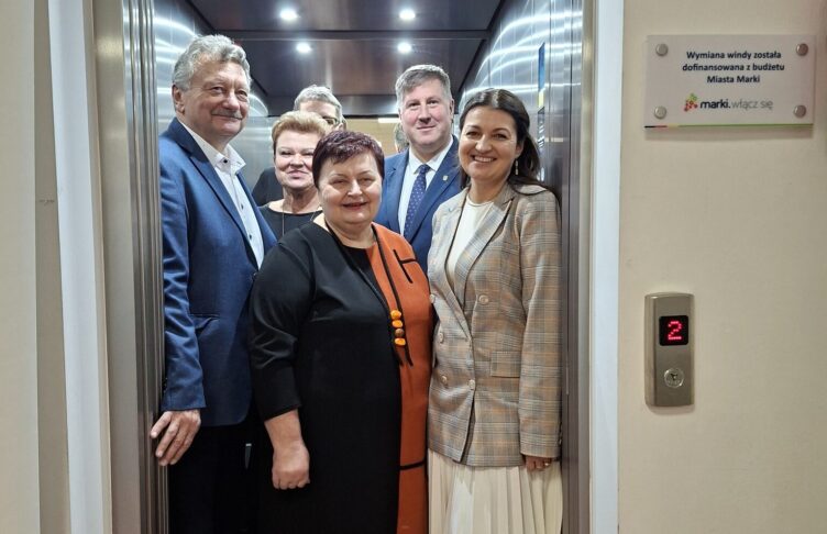 Nowa winda w przychodni Esculap – modernizacja sfinansowana ze środków gminnych