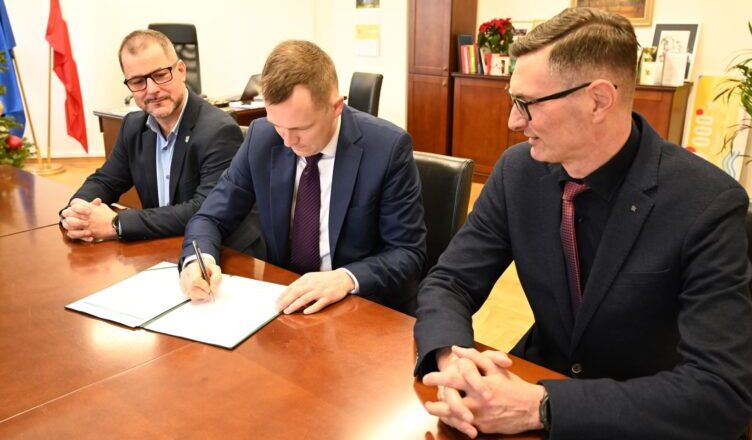 Rezerwat Grabicz przedmiotem badań i edukacji. Kobyłka rozpoczyna współpracę z IBL