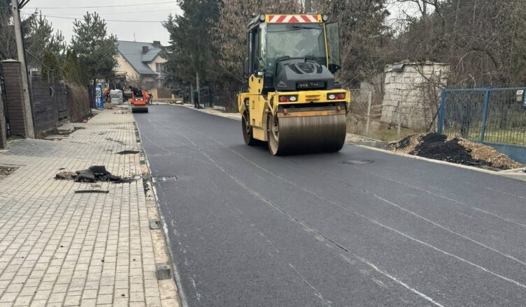 Kobyłka - Ulica Natolińska niemal gotowa