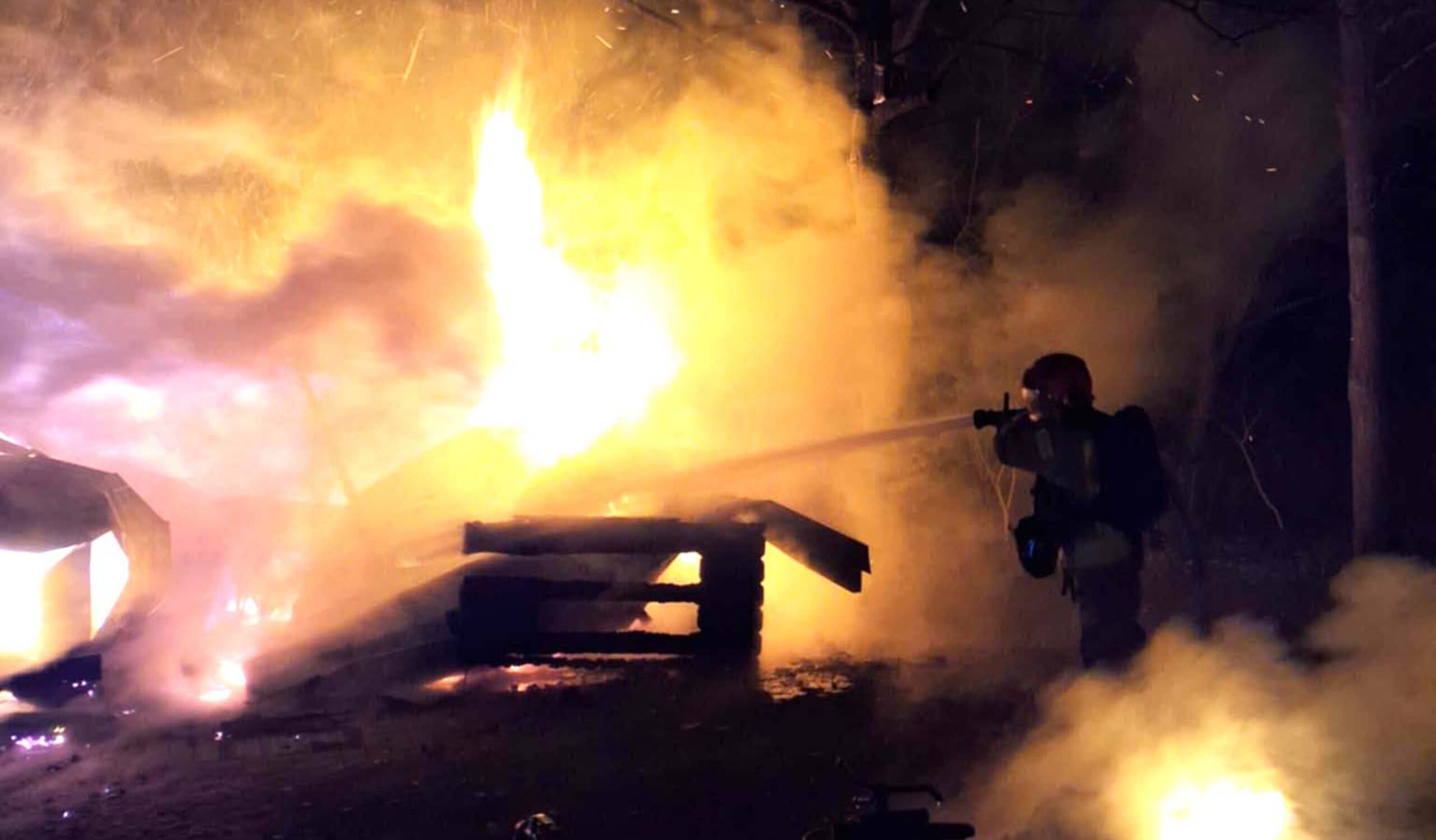 Pożar pszczelarni w Wołominie