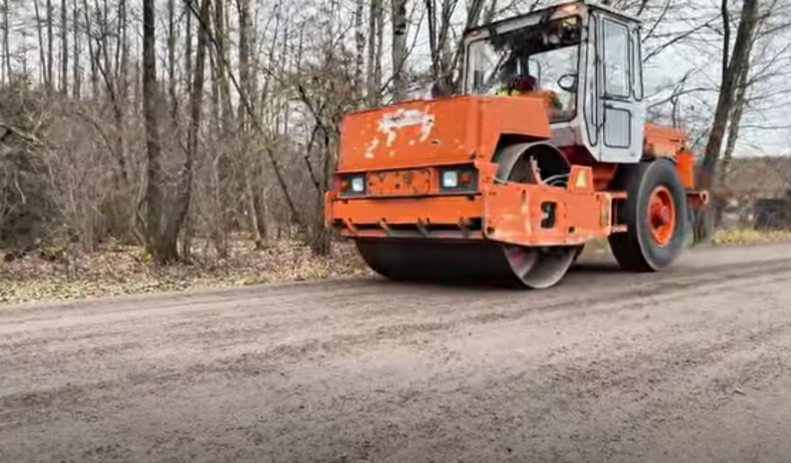 Nowa nawierzchnia na ul. Kresowej w Rudnikach – poprawa dostępności i bezpieczeństwa