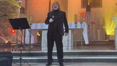 Kobyłka - MAREK PIEKARCZYK – ŚWIĄTECZNIE