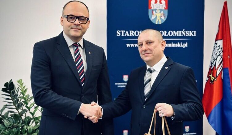 Zakończenie służby insp. Mariusza Kaszowicza. Komendant Policji w Wołominie przechodzi na emeryturę