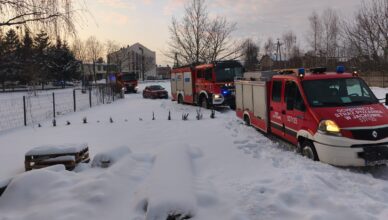 Chwile grozy w Nasielsku. Płonący olej w kuchni – 12-latka uratowała dom