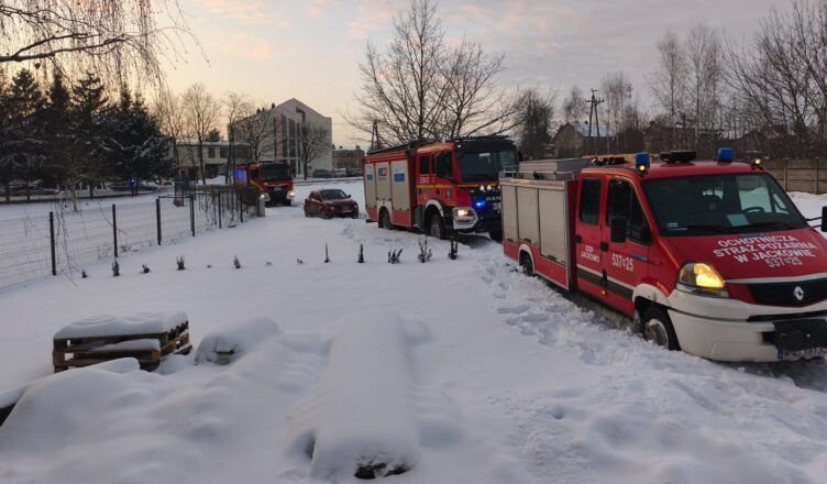 Chwile grozy w Nasielsku. Płonący olej w kuchni – 12-latka uratowała dom