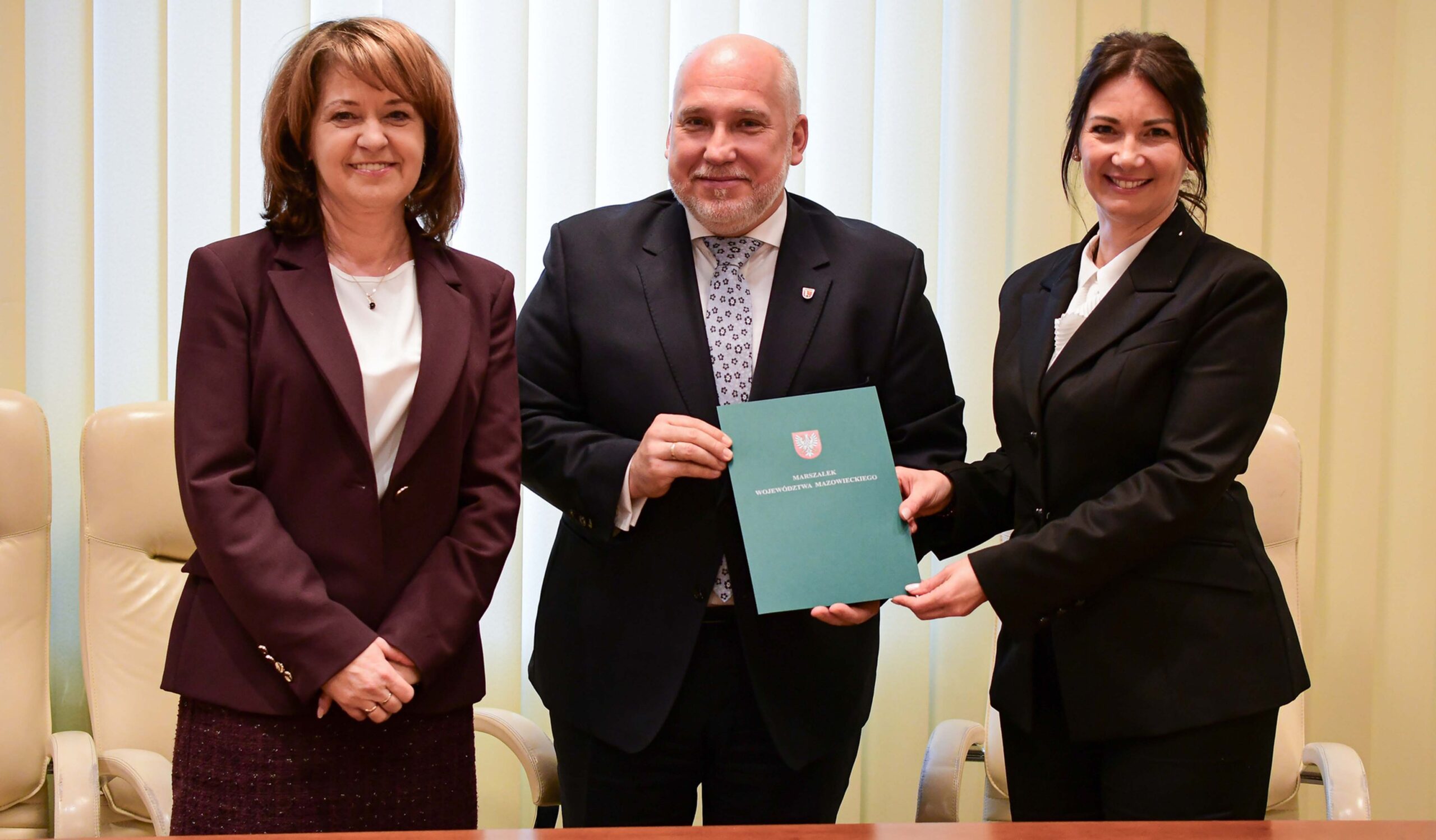 Historyczny budynek kasy biletowej EKD trafił do Pruszkowa        