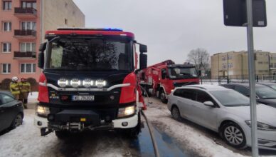 Ogień w budynku wielorodzinnym w Wołominie. Jedna osoba poszkodowana.