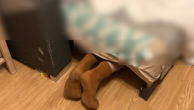 Kryjówka pod łóżkiem nie pomogła