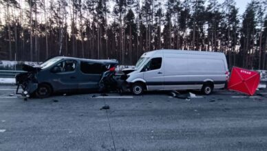 Tragiczny poranek na S8. Dwie osoby nie żyją po serii zderzeń busów i ciężarówki