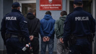 Rozbój z użyciem miotacza gazu i kwasu butanowego