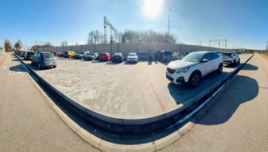 Parking przy przystanku Jasienica Mazowiecka już działa. 67 miejsc ma odciążyć codzienne dojazdy