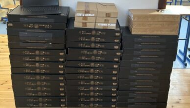 Sprzęt informatyczny z KPO trafił do szkół w Gminie Jadów