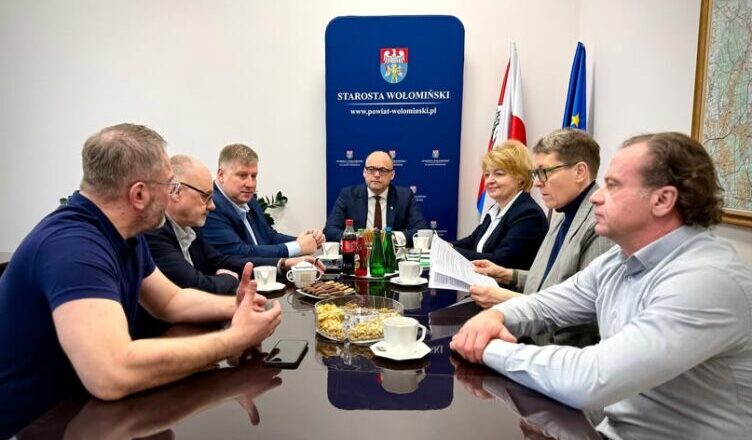 Wspólne działania Powiatu i Miasta w sprawie ul. Piłsudskiego w Markach