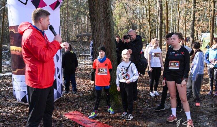 Bieg pamięci w Kobyłce. Cross przez miasto połączony z obchodami 1 marca