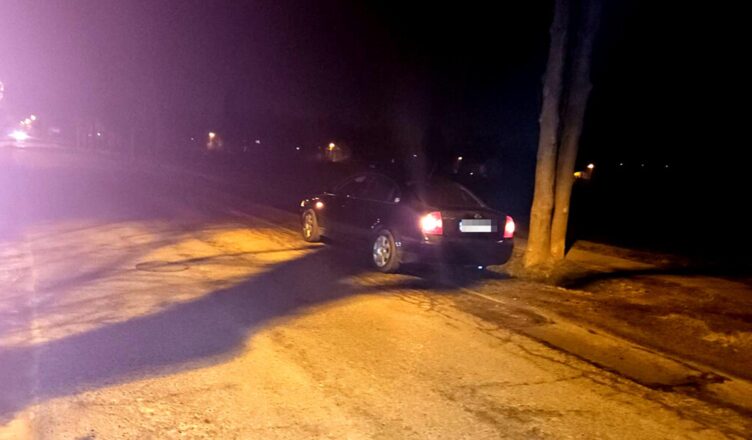 Bez świateł, bez zapiętych pasów, bez prawa jazdy i z promilami w organizmie