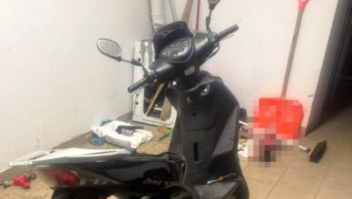 Skuter wrócił do właściciela, 18-latkowie usłyszeli zarzut paserstwa