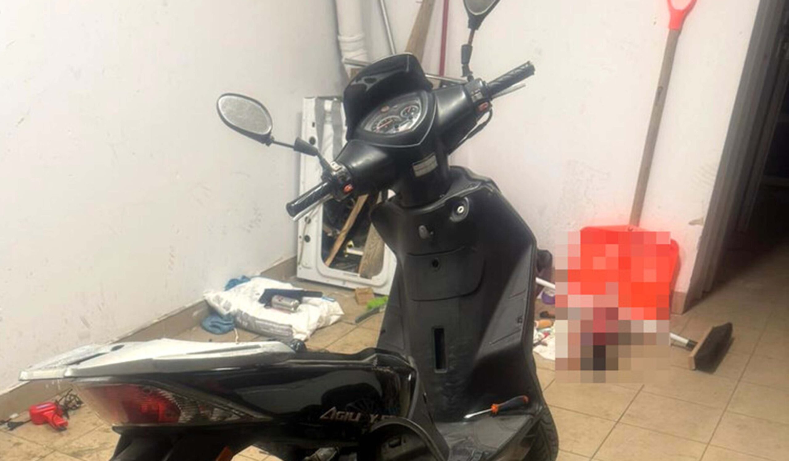 Skuter wrócił do właściciela, 18-latkowie usłyszeli zarzut paserstwa