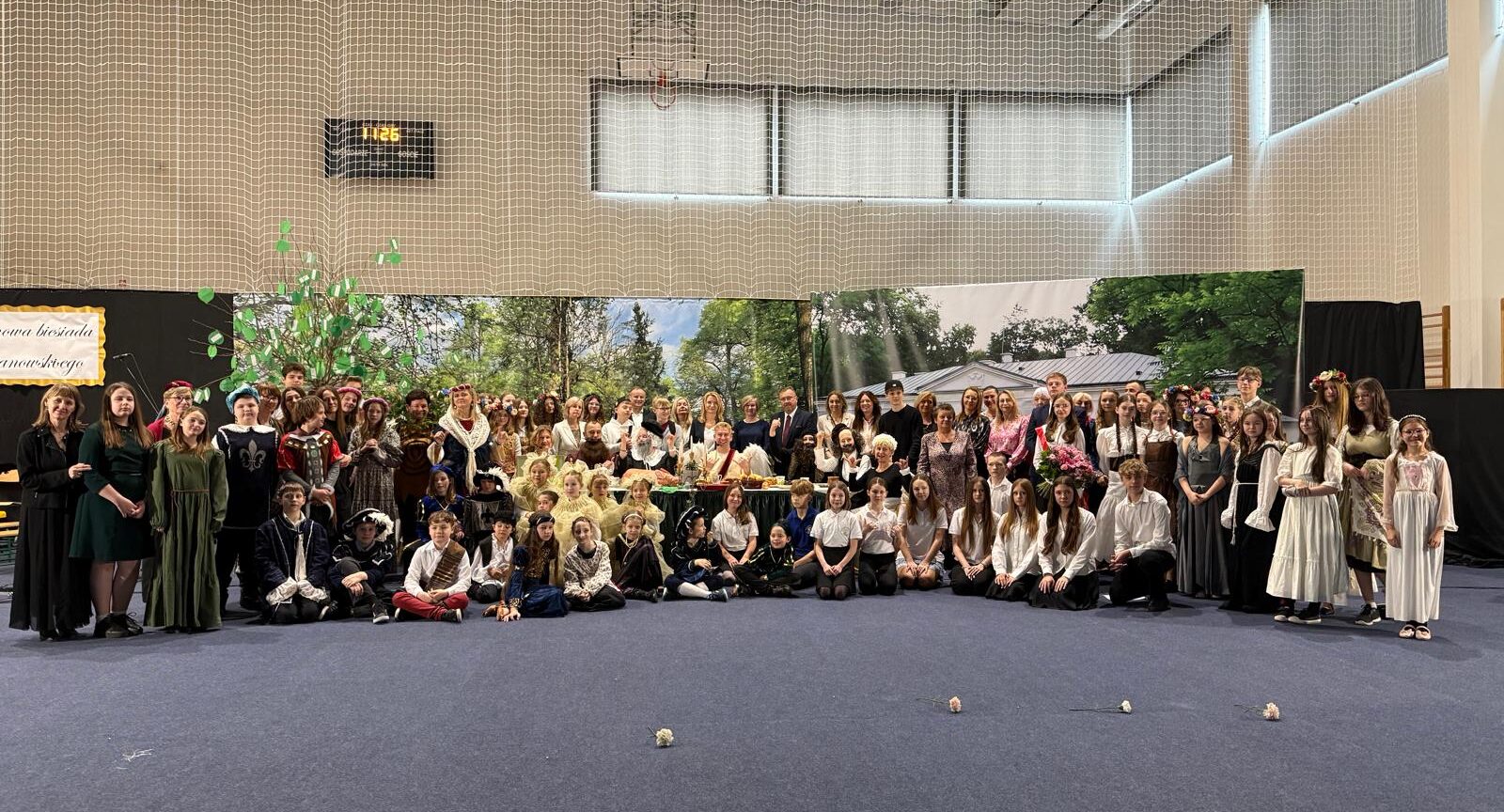 Ząbki - 45-lecie nadania Szkole Podstawowej Nr 2 imienia Jana Kochanowskiego